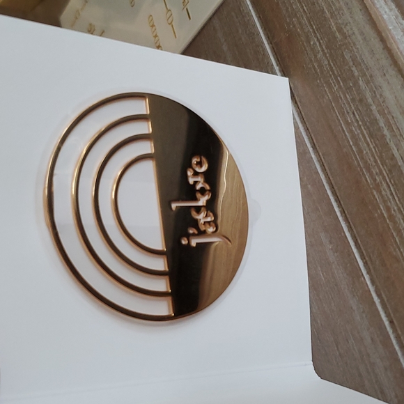 New never used DIOR J'adore bundle Dior badge/ brooch & Dior temporary tattoos - Picture 6 of 9